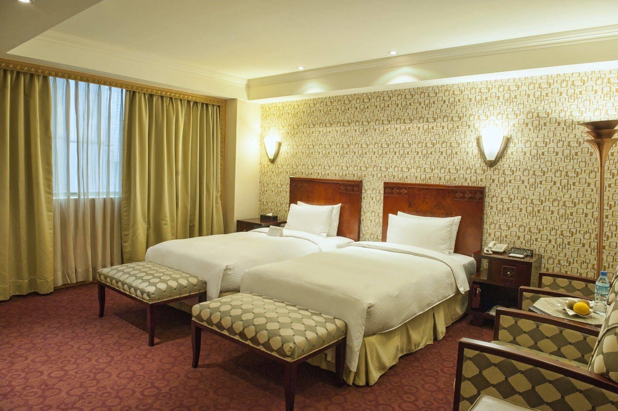 Royal Palace Hotel Taipeh Exterior foto